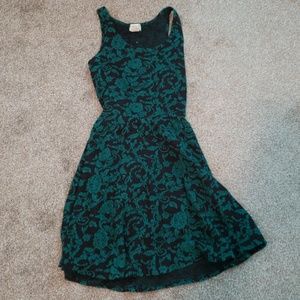 Short dress